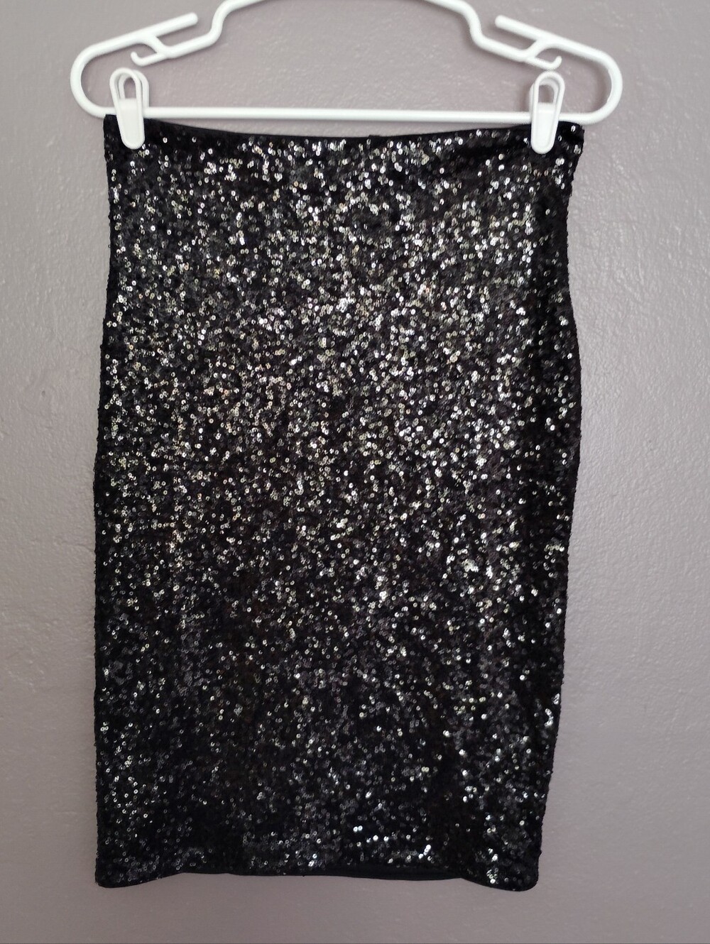 Express Sequin Black Skirt Holiday Cocktail Party Evening Size 4